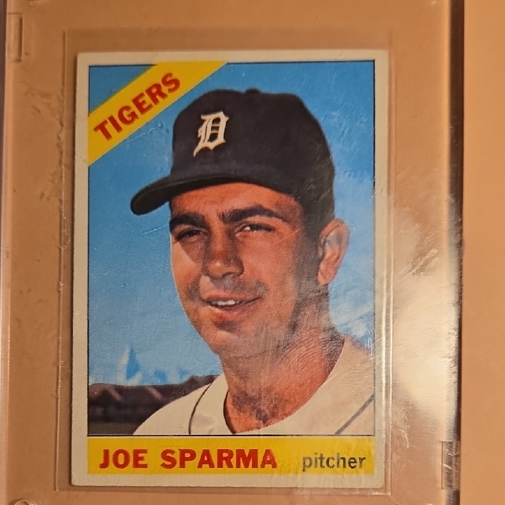 1958 To 1986  Baseball Card's 6 In Cases - Picture 4 of 12